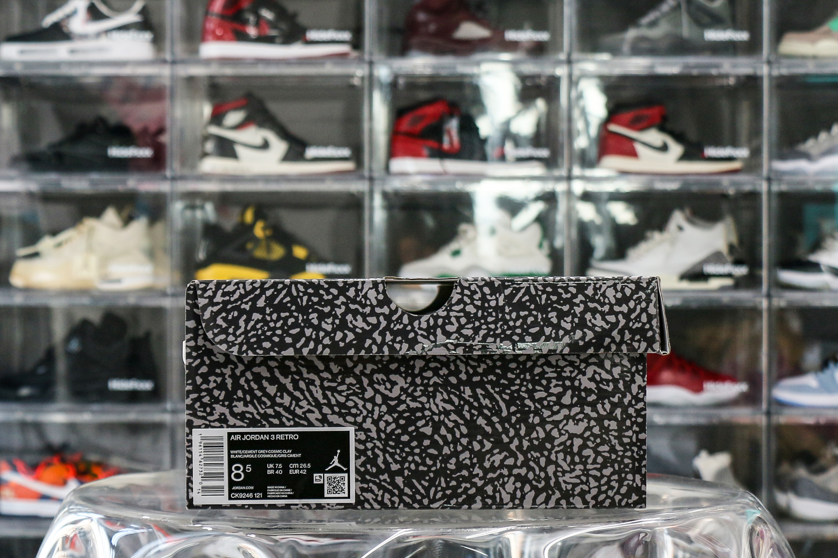 Air Jordan 3 Retro Georgia Peach 2024