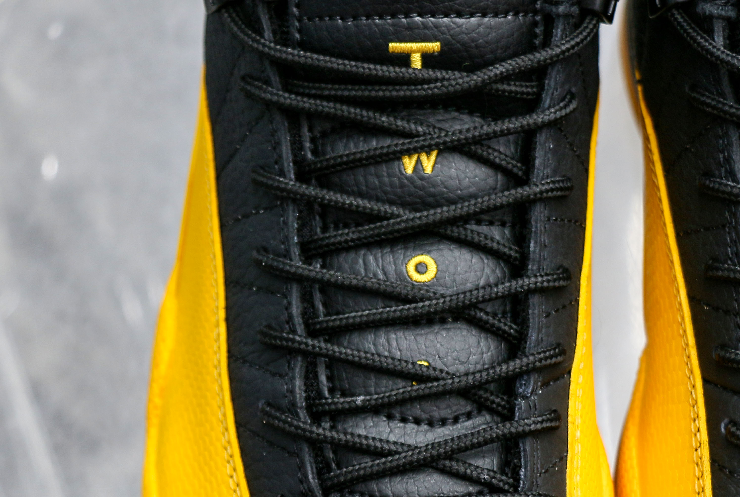 Jordan 12 Retro Black University Gold