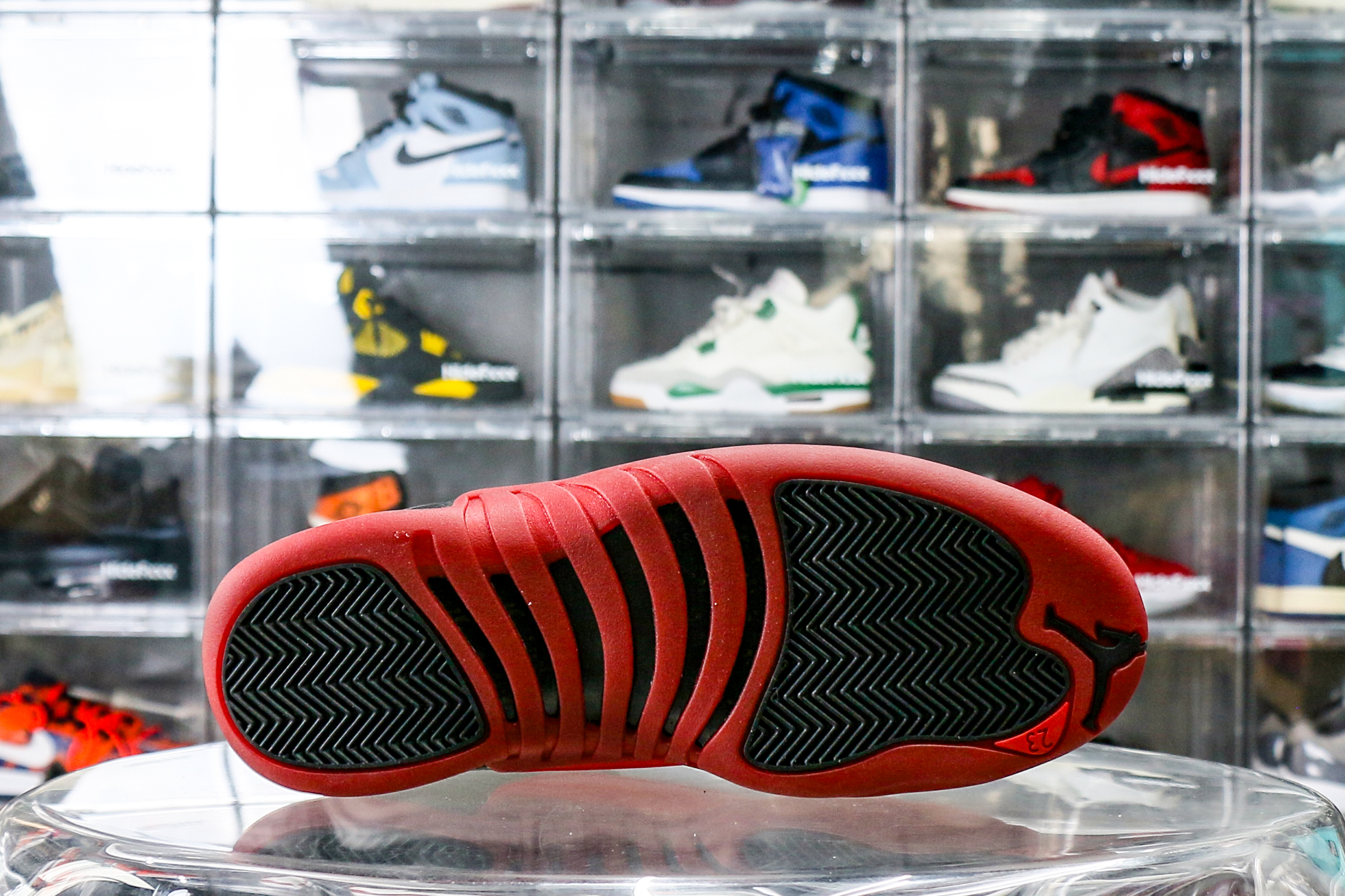 Air Jordan 12 Retro Flu Game 2025 (Ln5 A1)