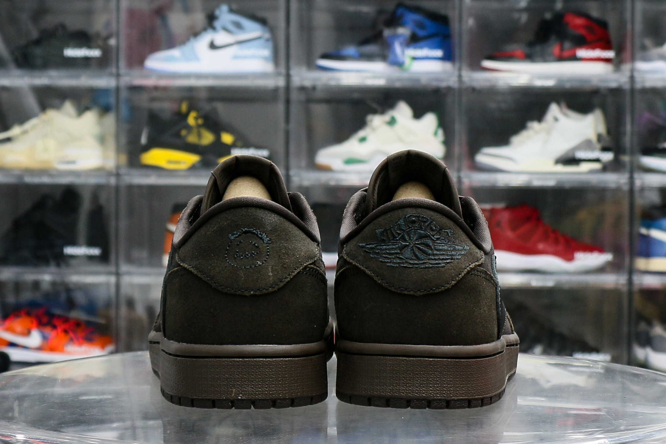 Travis Scott x Air Jordan 1 Low OG “Velvet Brown” (LN5 A1 Batch)