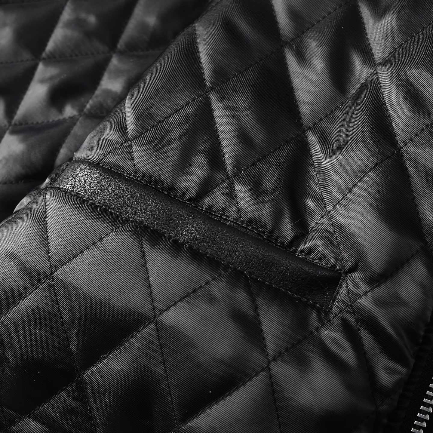 Supreme x Vans0n Leathers FW24 Jacket