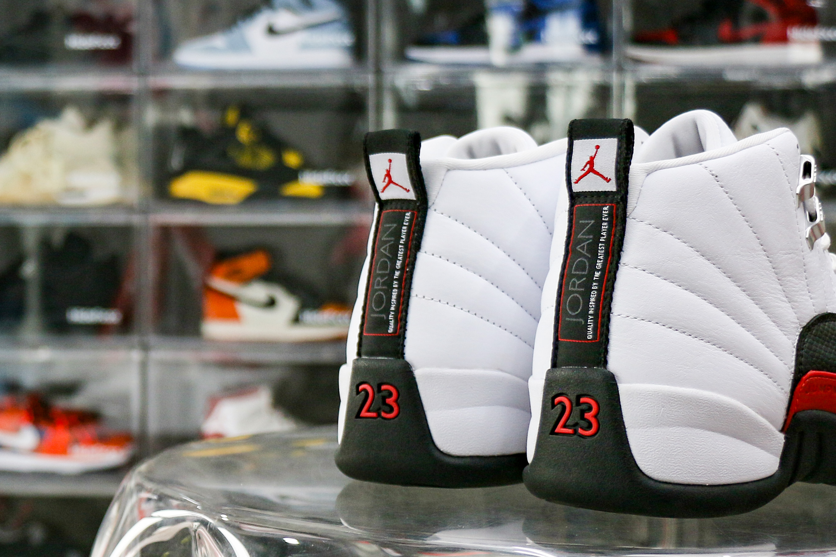 Jordan 12 Retro Taxi Flip 2024