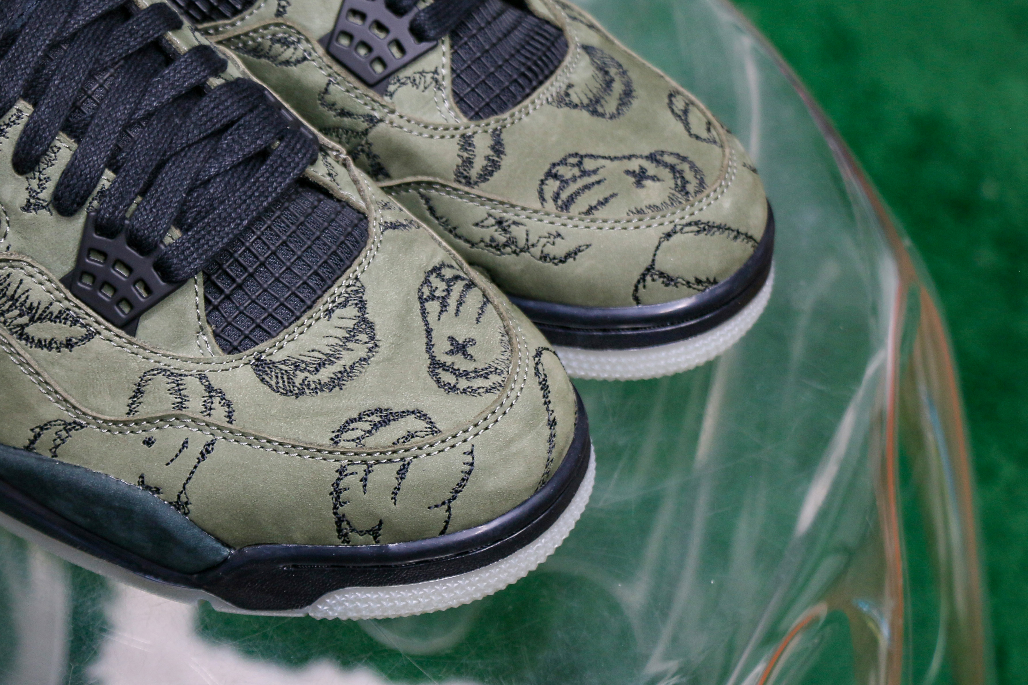 Kaws X Air Jordan 4 Retro Green Sample ( Ln5 A1 Batch)