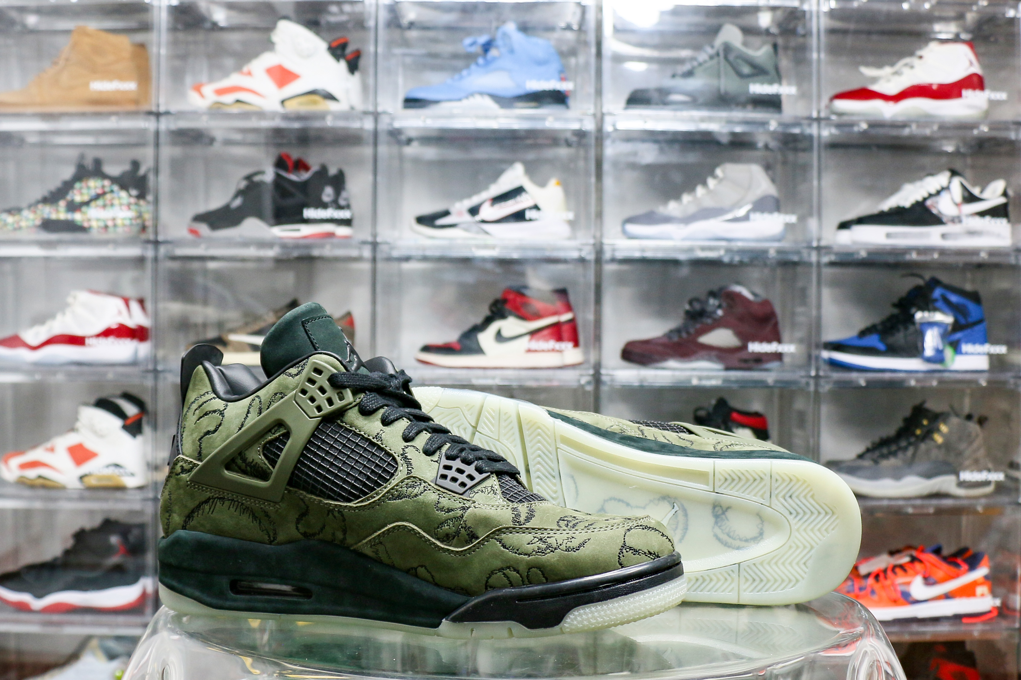 Kaws X Air Jordan 4 Retro Green Sample ( Ln5 A1 Batch)