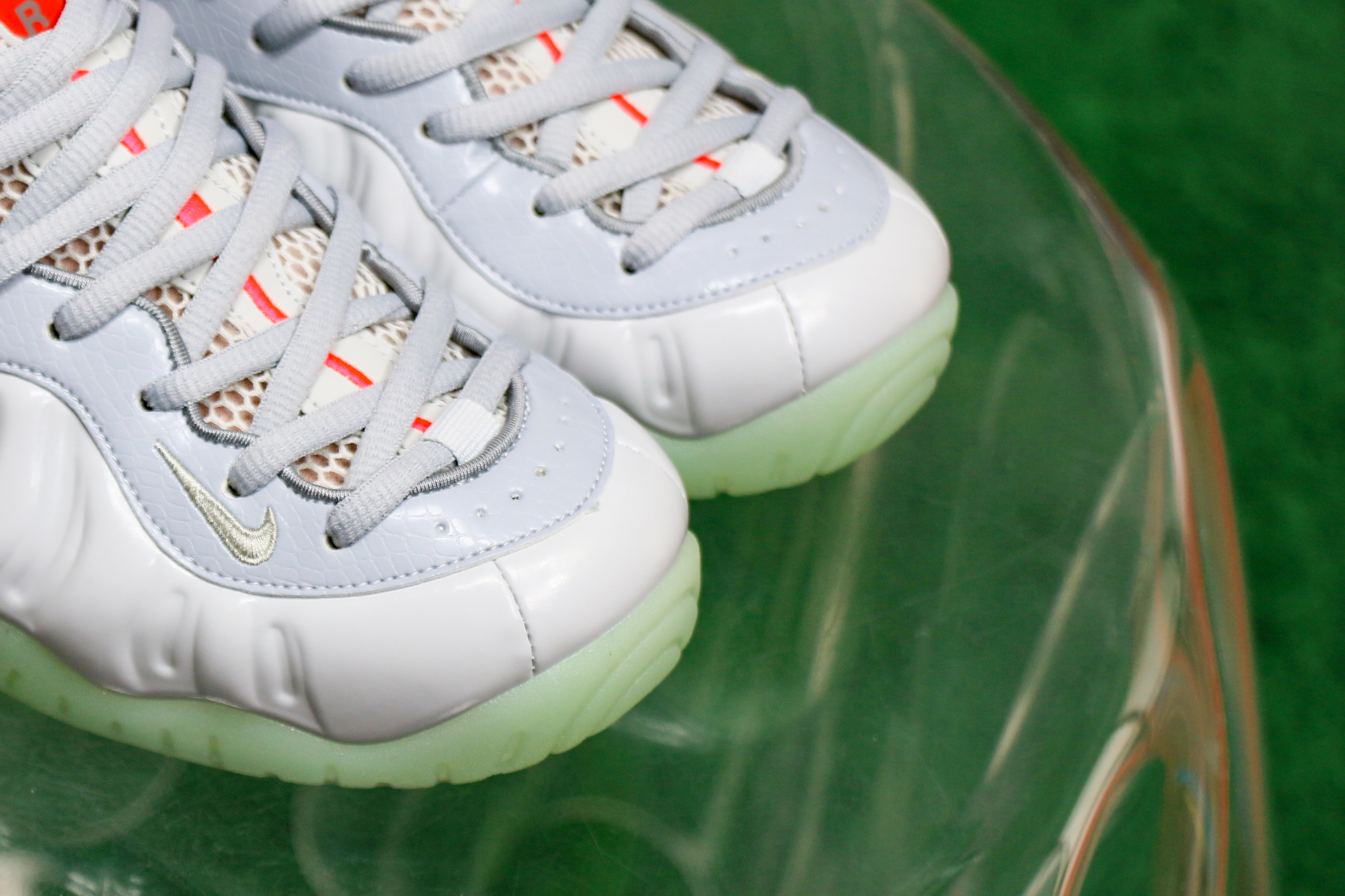 Nike Air Foamposite Pro Pure Platinum