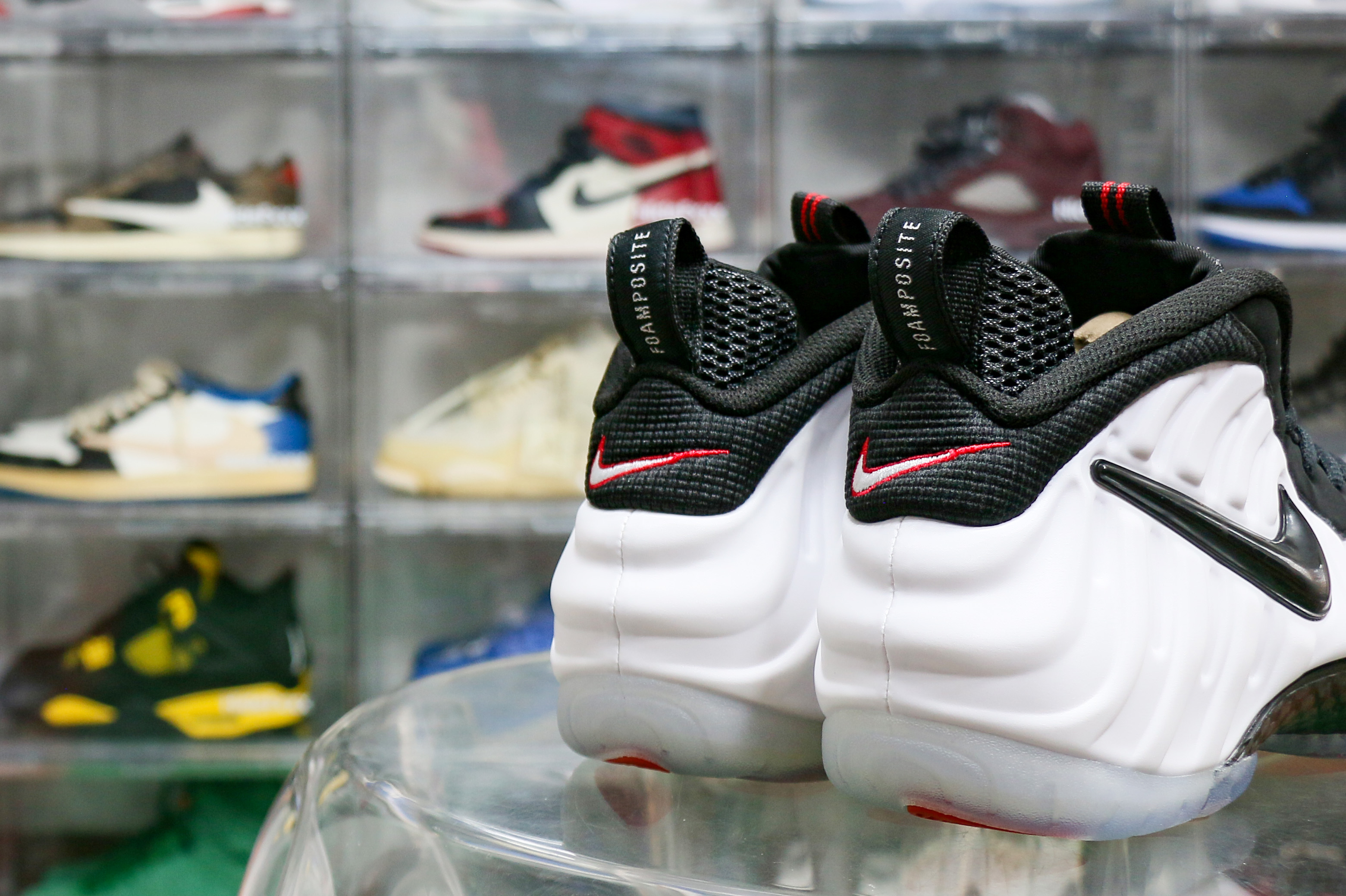 Nike Air Foamposite Pro Pearl