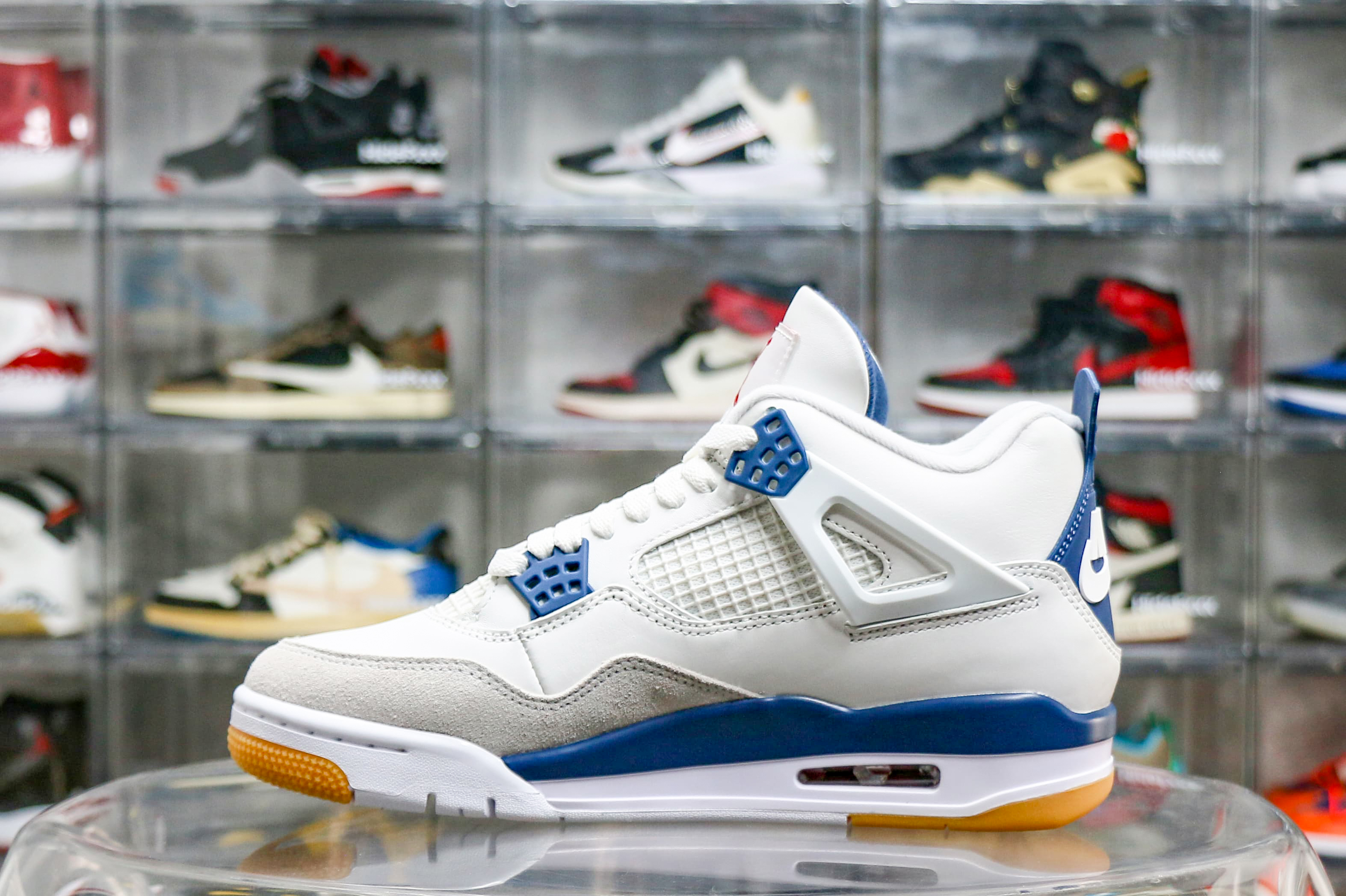 Nike SB x Air Jordan 4 “Navy Blue” 2025 (LN5 A1 Batch)