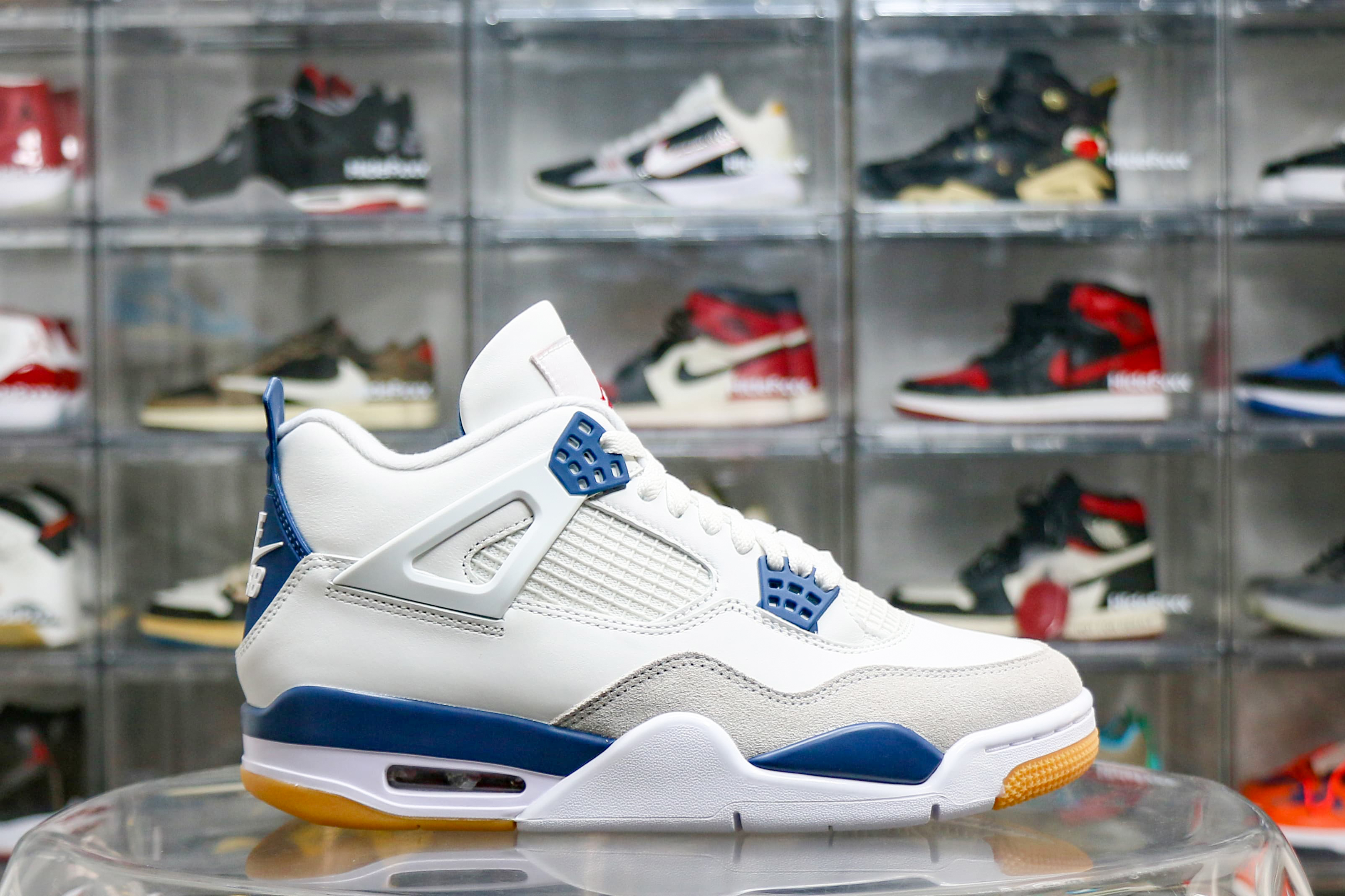 Nike SB x Air Jordan 4 “Navy Blue” 2025 (LN5 A1 Batch)