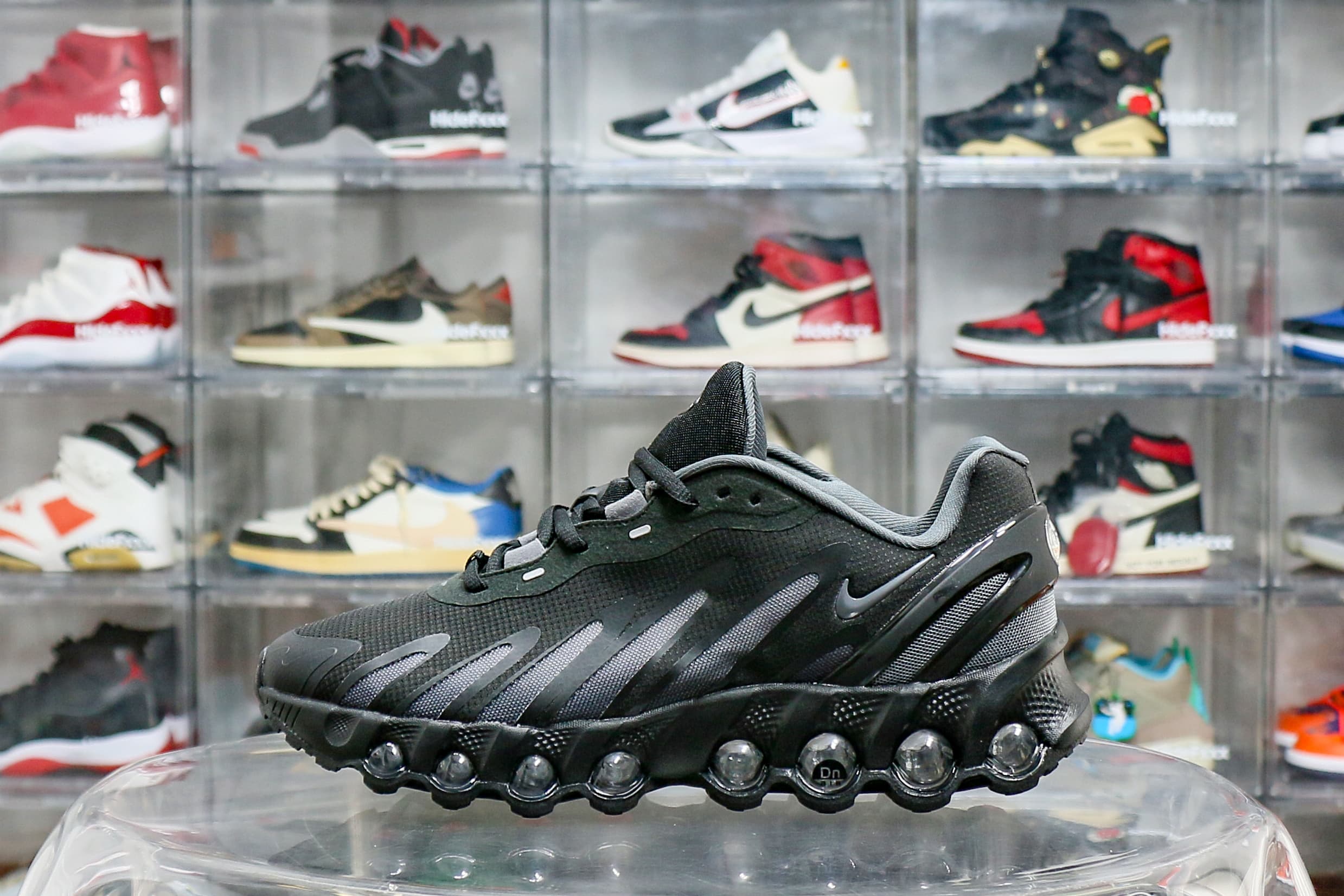 Nike Air Max Dn8 Black Gray (2025)