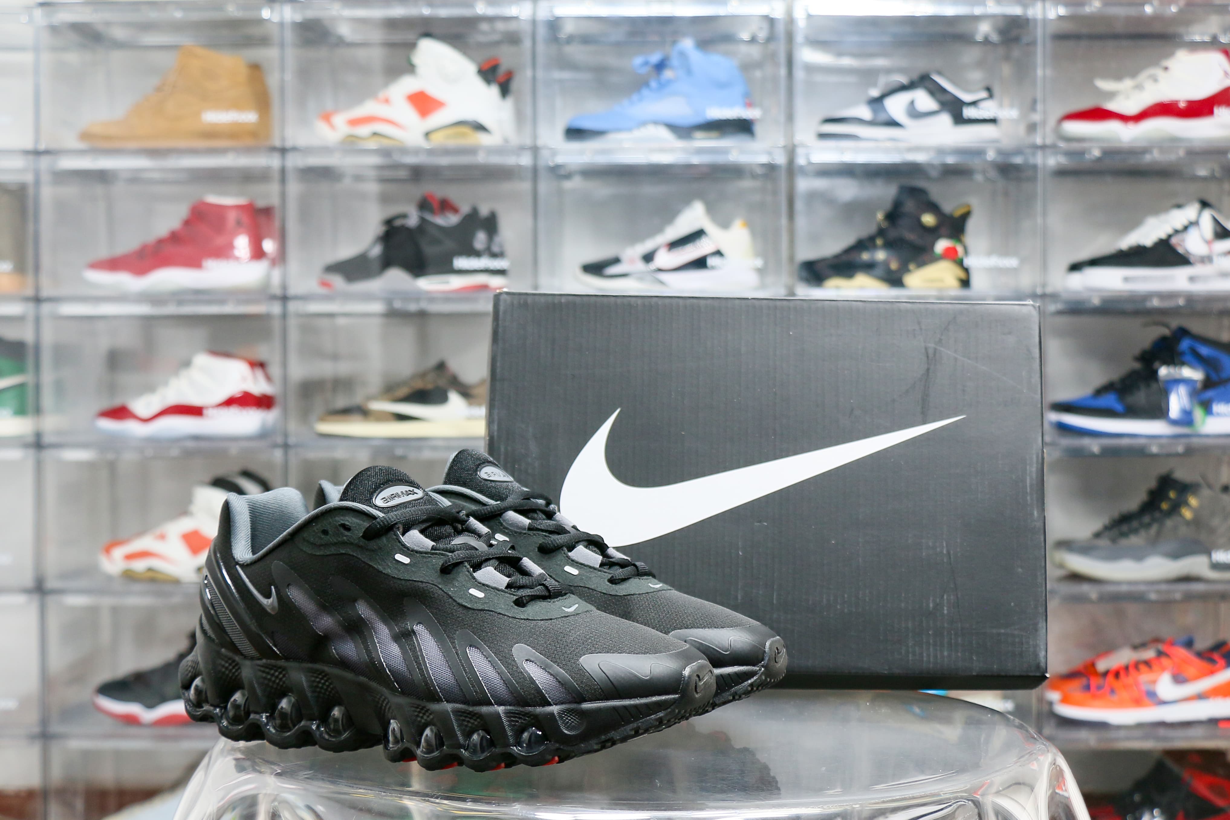 Nike Air Max Dn8 Black Gray (2025)