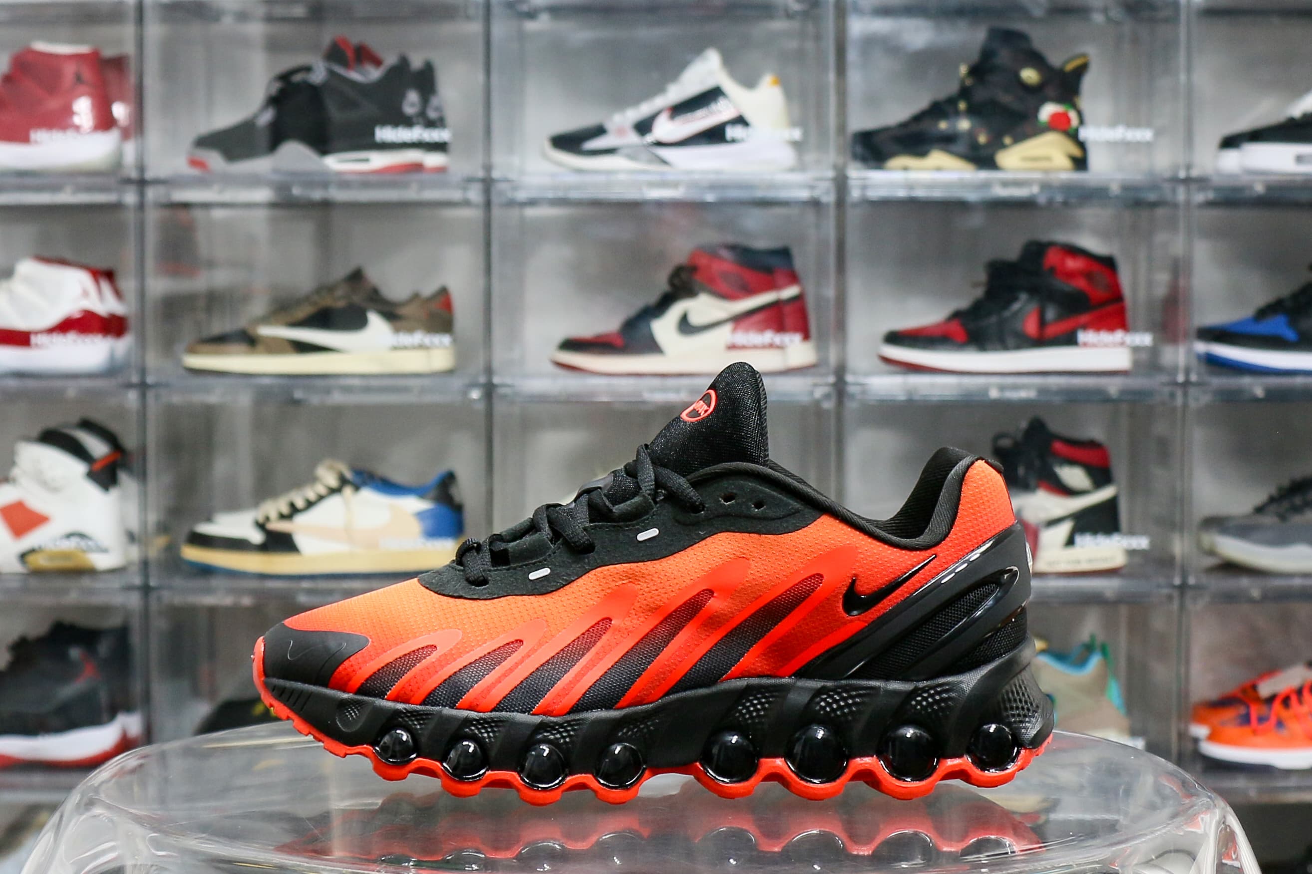 Nike Air Max Dn8 Orange Black (2025)