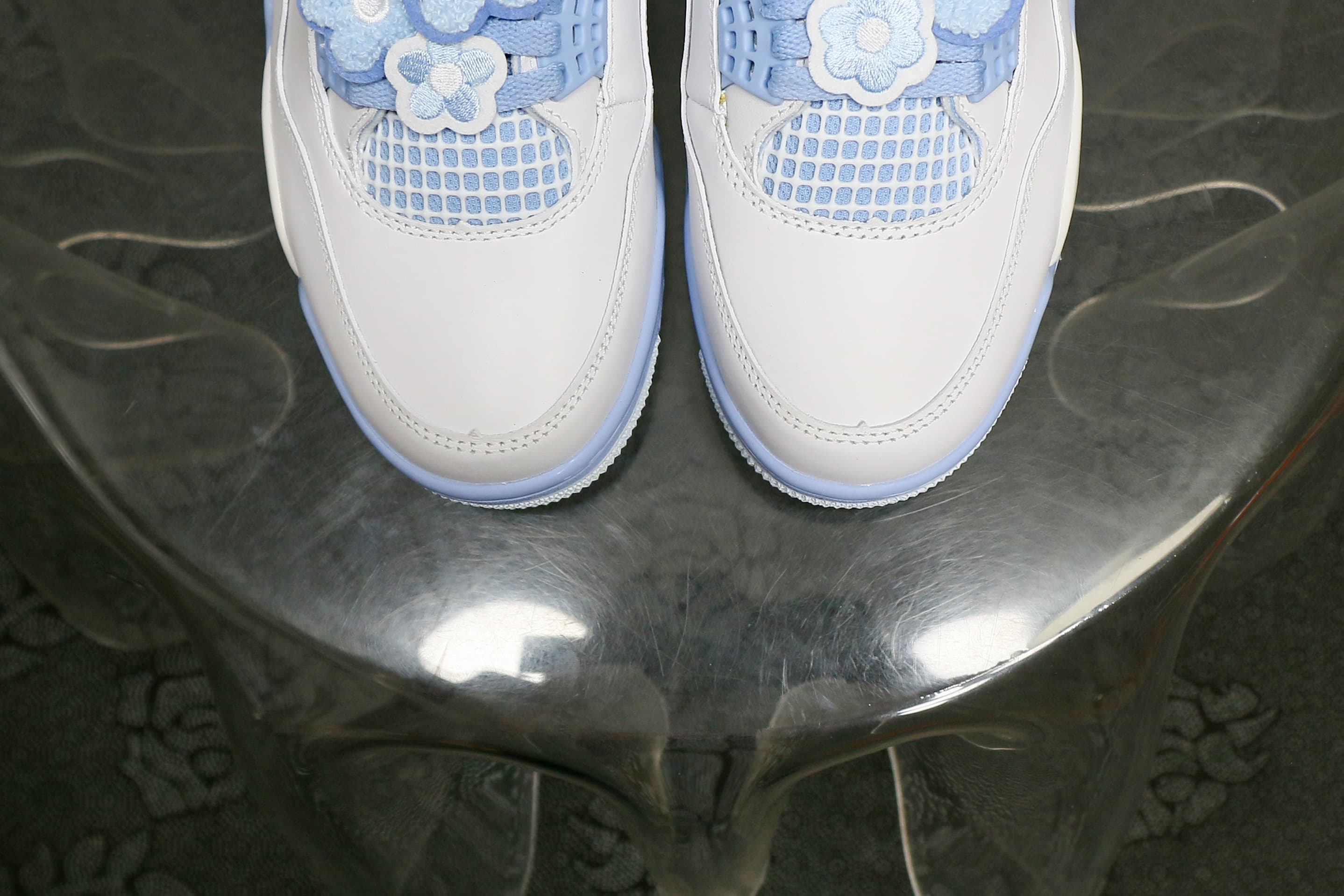 Air Jordan 4 “Forget Me Not / Aluminum”
