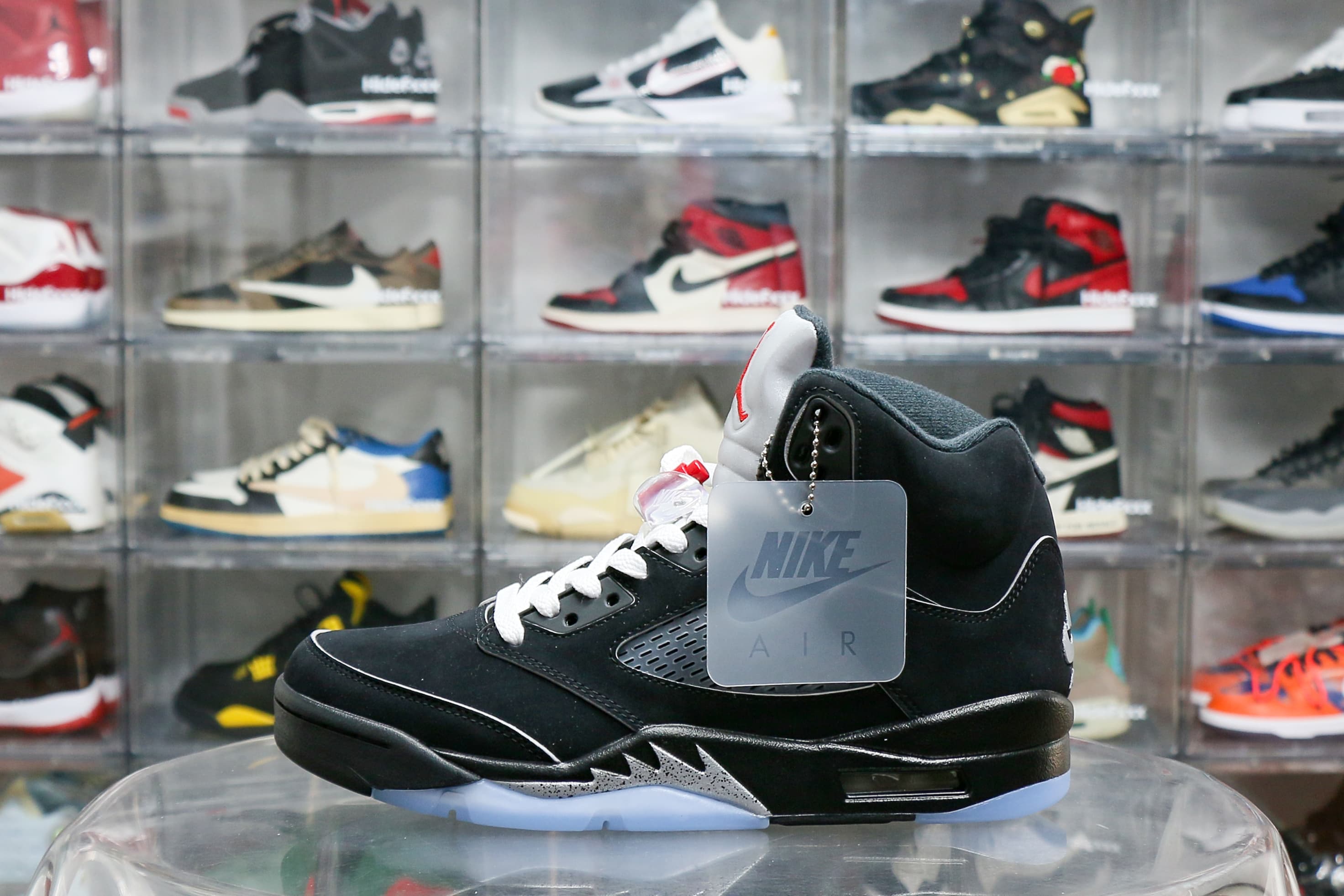 Air Jordan 5 Retro OG ‘Metallic Reimagined’ 2025 (Ln5 A1)