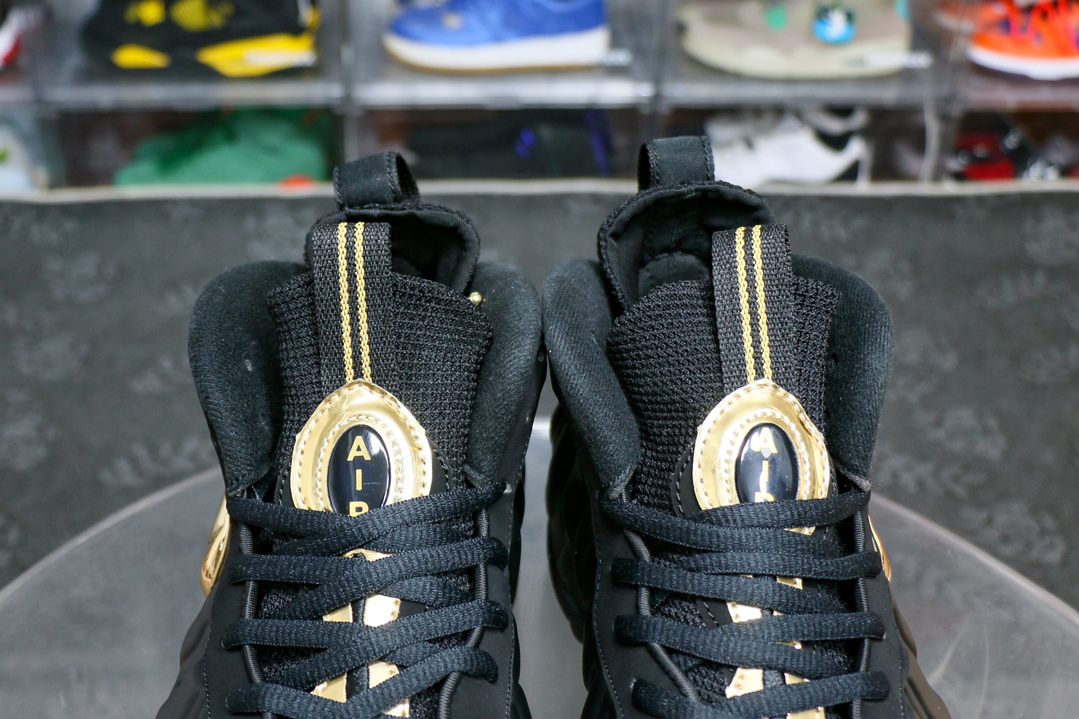 Nike Foamposite Pro Black Metallic Gold