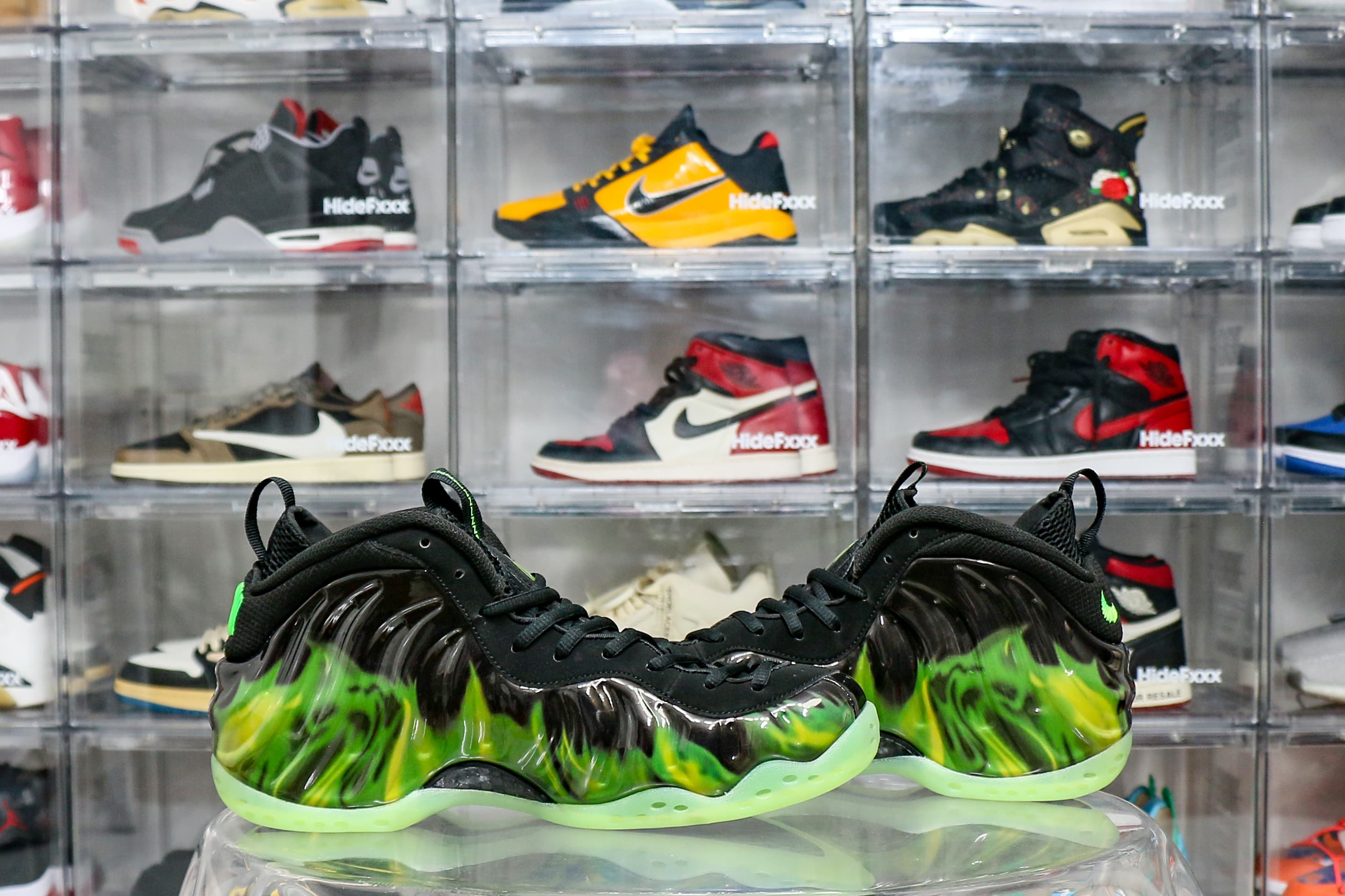 Nike Air Foamposite One Paranorman