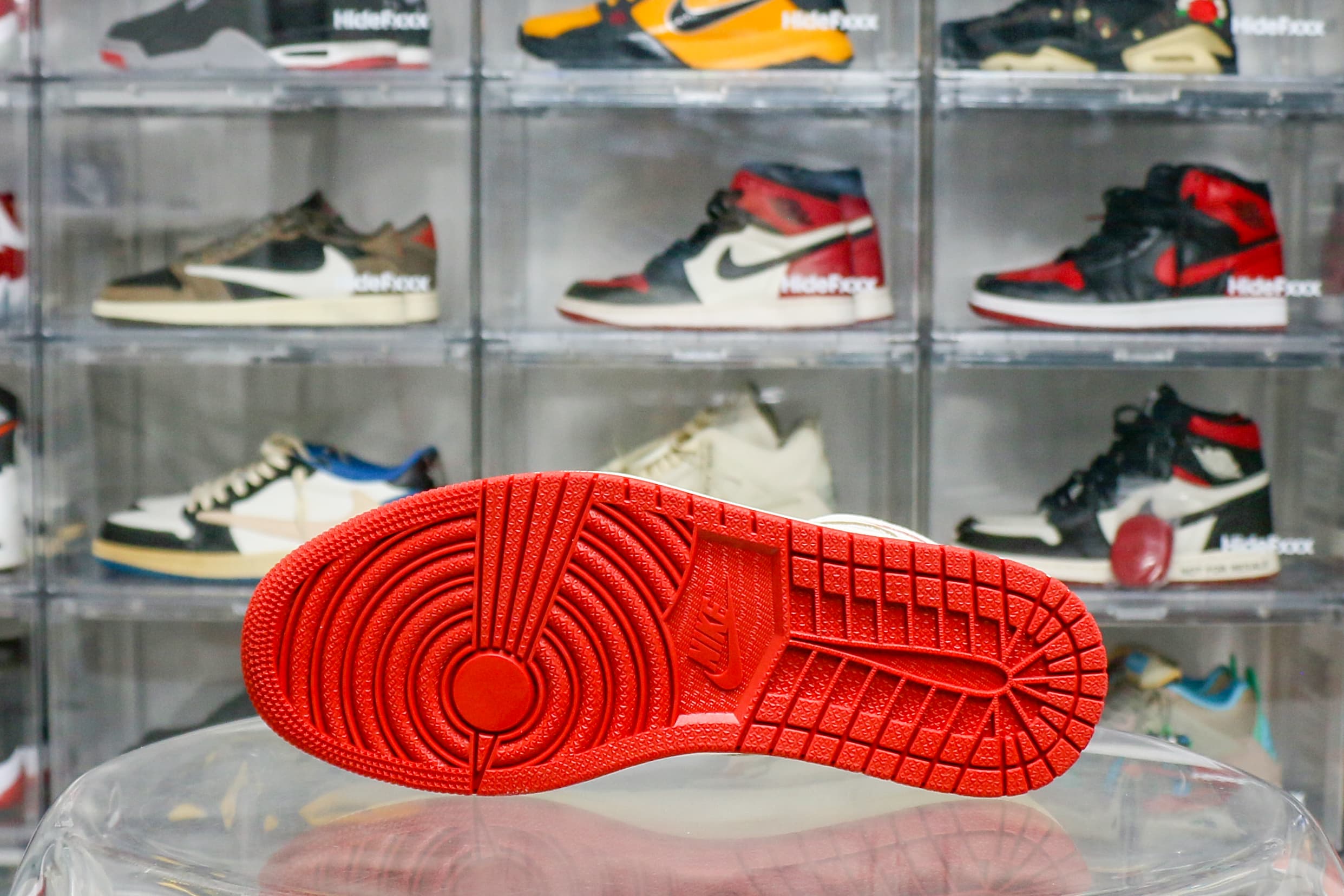 Jordan 1 Retro High Rare Air Sail Cinnabar 2025 (Women’s)