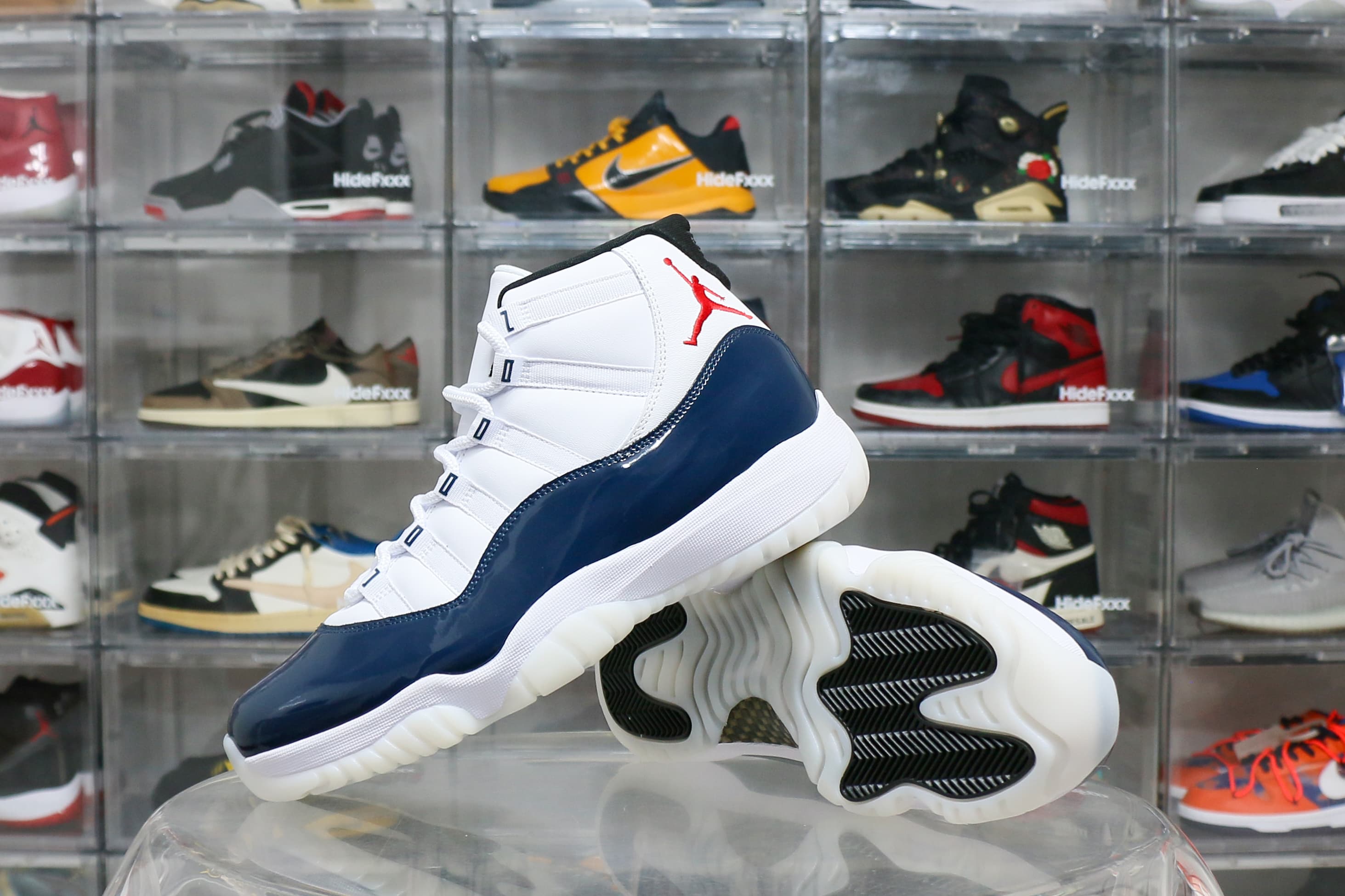 Air Jordan 11 Retro Rare Air 2025