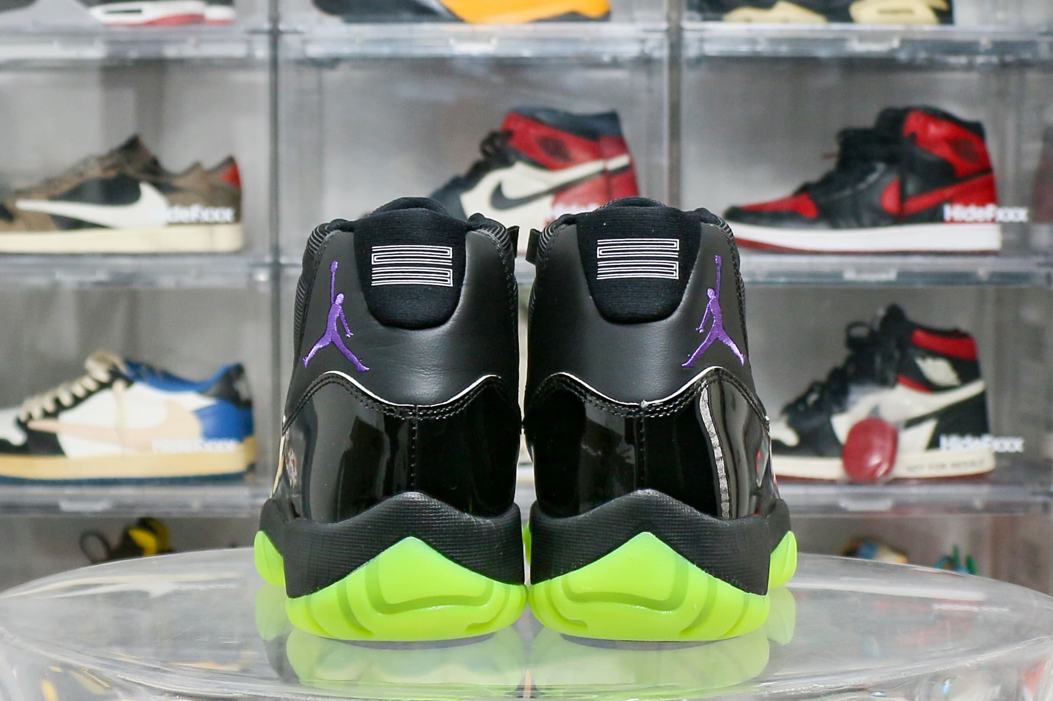 Air Jordan 11 Retro “Black Barely Volt” 2025
