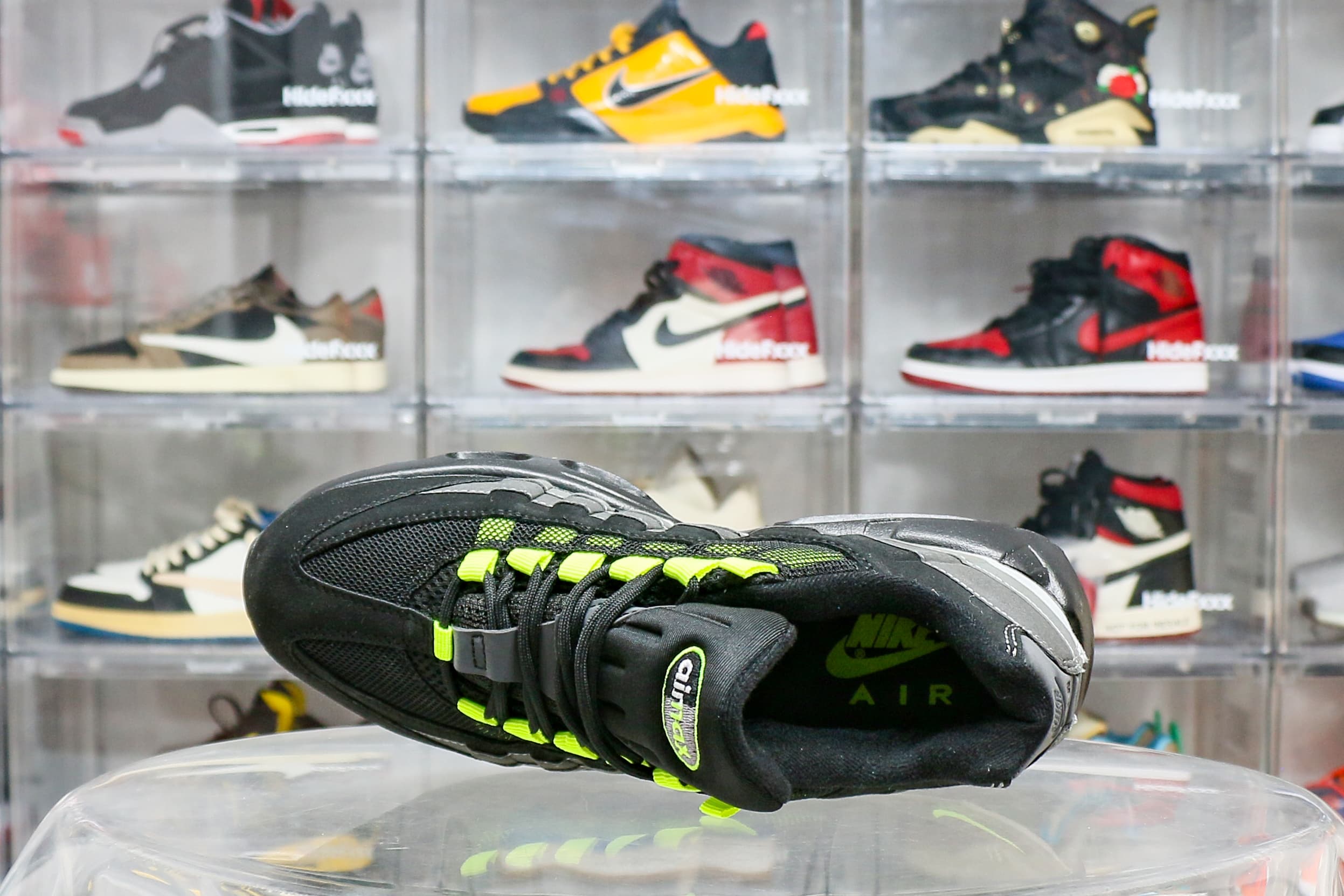 Nike Air Max 95 Black Neon