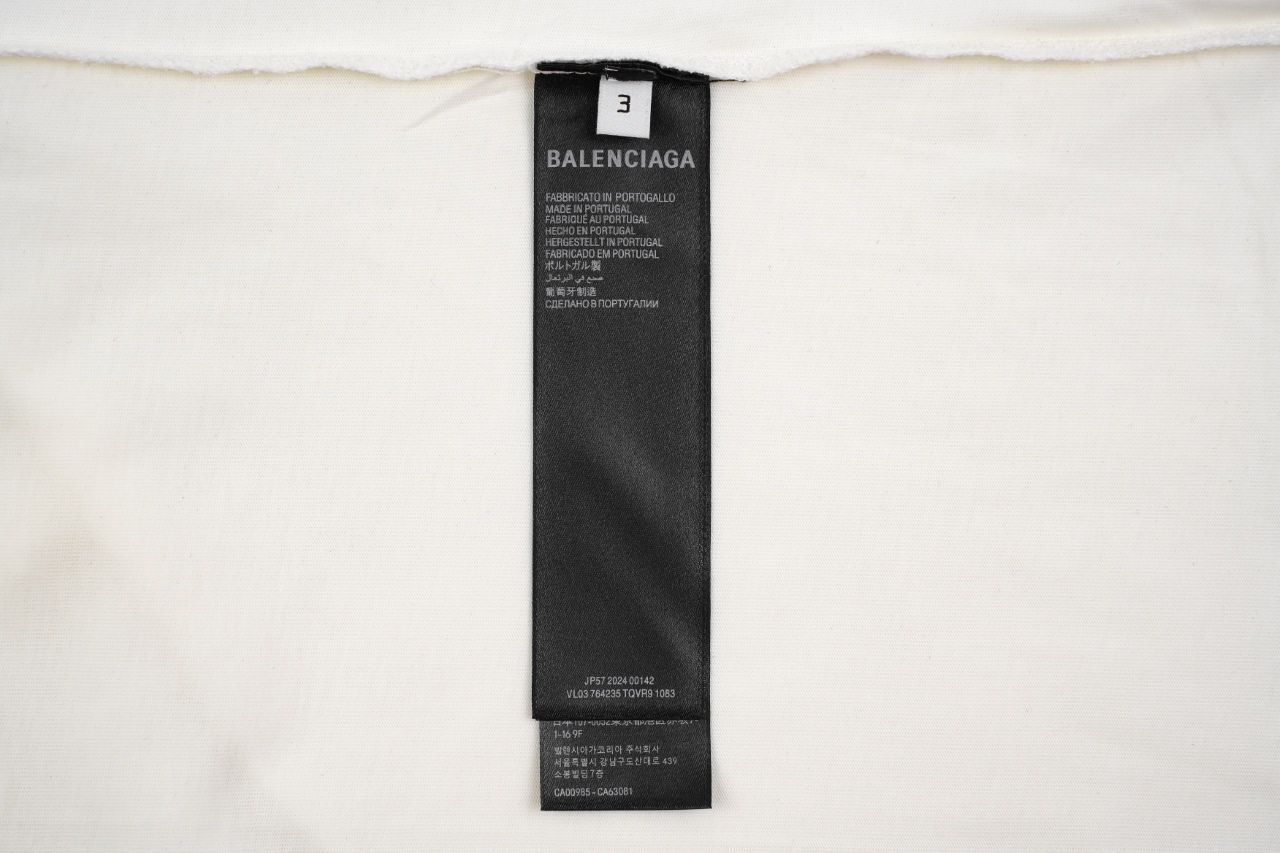 Balanciag@ Unity Sports Icon T-Shirt Oversized in faded black and white Tee