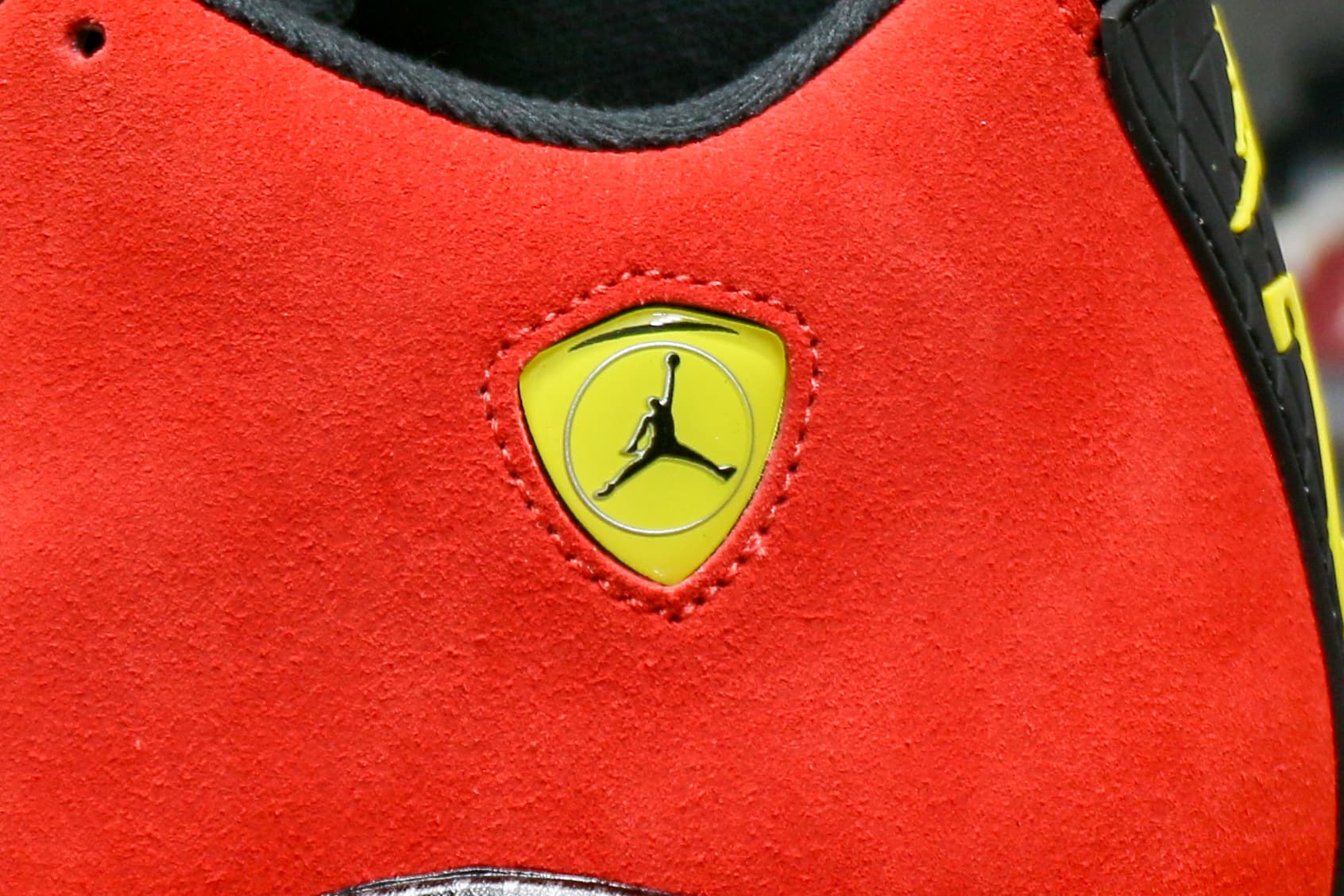 Air Jordan 14 Retro Ferrari 2025 (Ln5 A1)