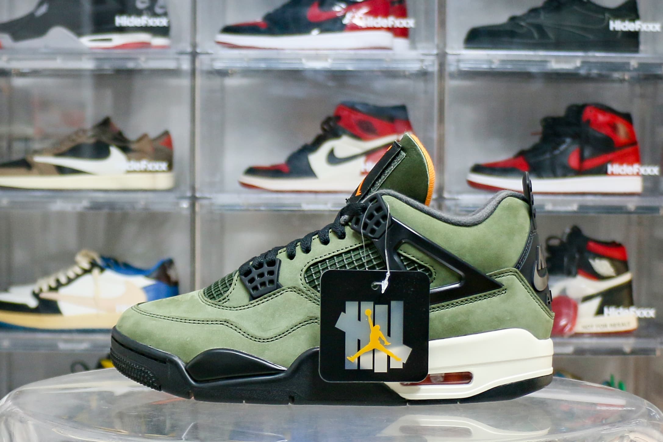 Jordan 4 Retro OG SP Undefeated 2025 (LN5 A1 Batch)