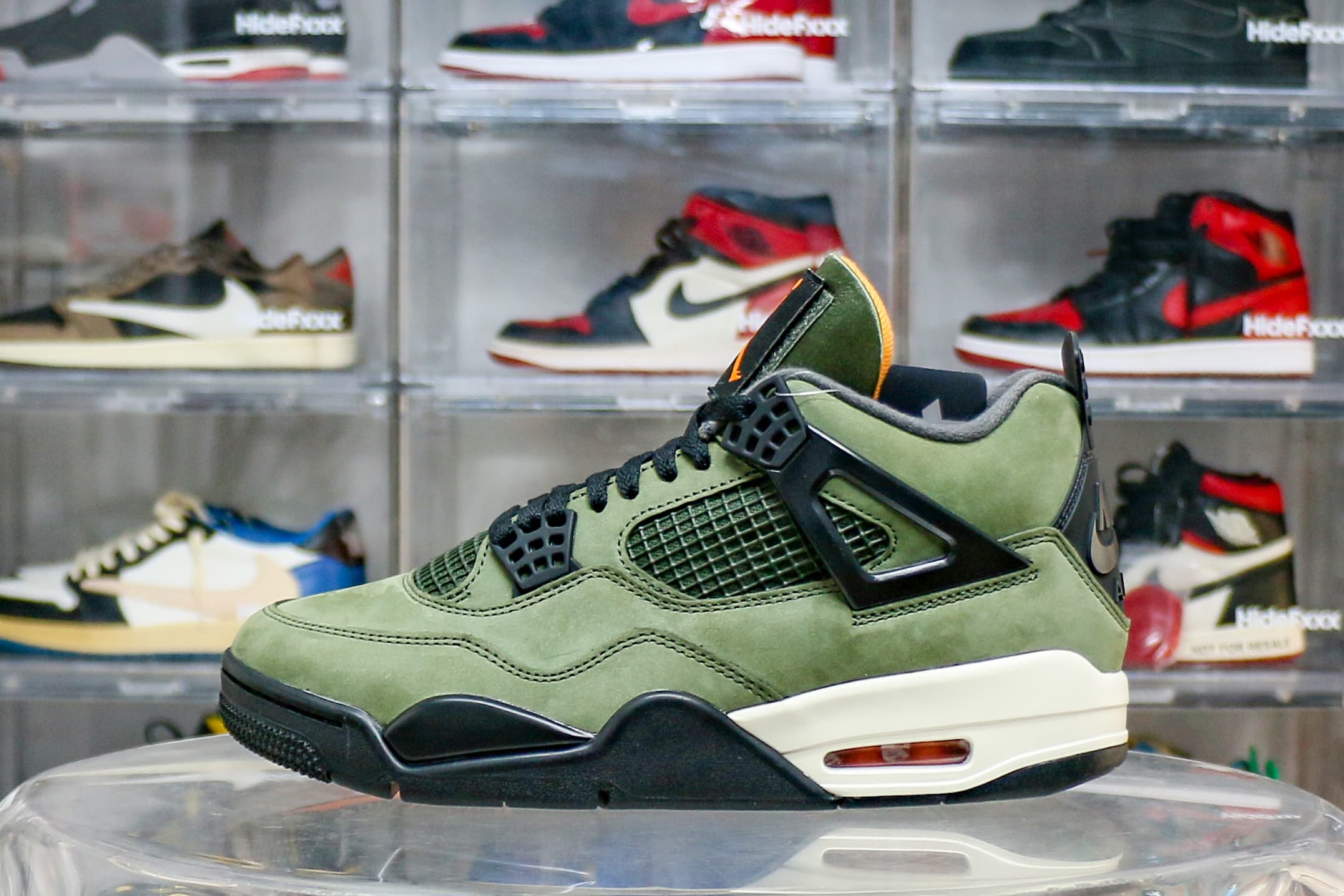 Jordan 4 Retro OG SP Undefeated 2025 (LN5 A1 Batch)