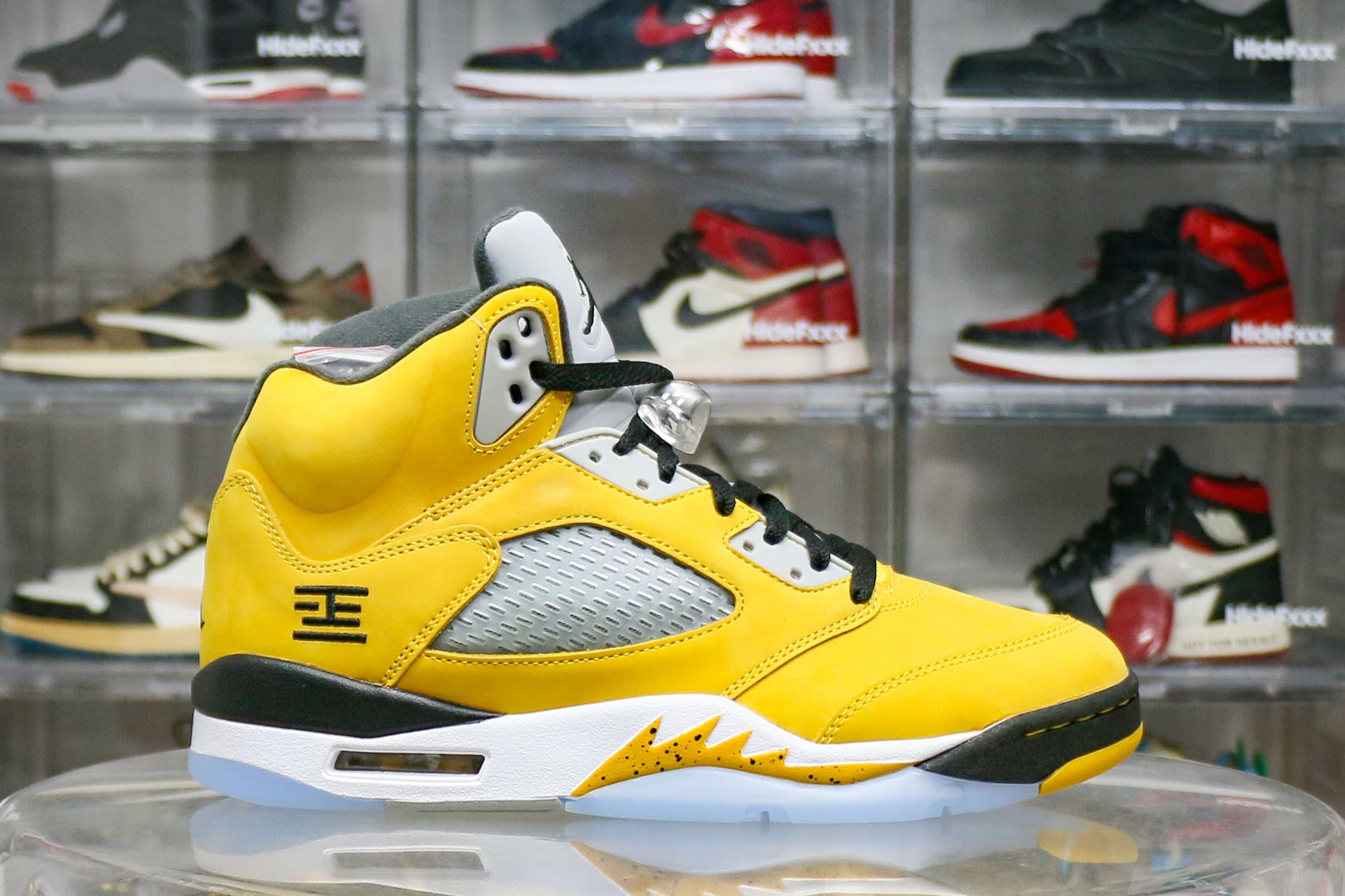 Air Jordan 5 Tokyo 2025 (Ln5 A1)