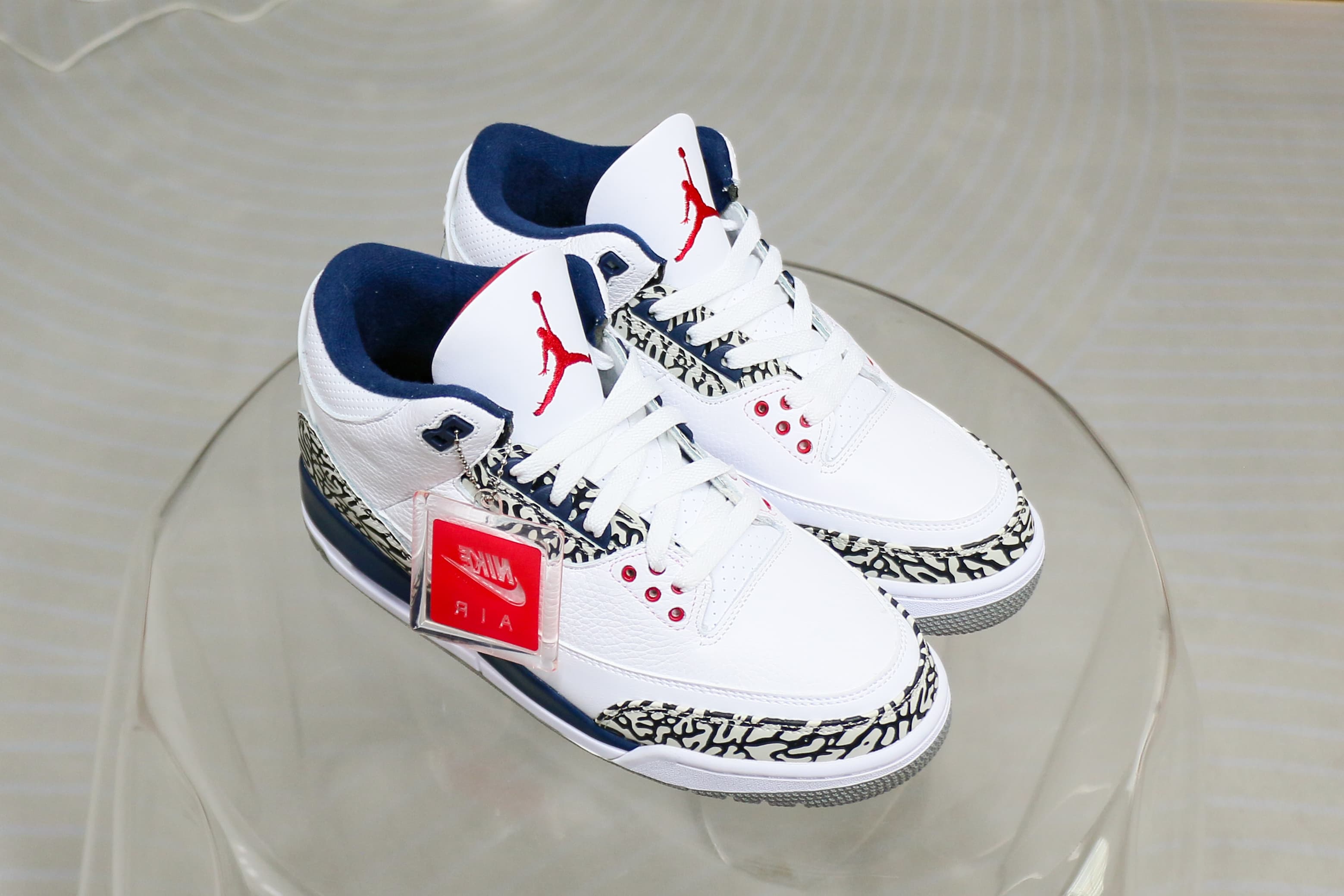 Air Jordan 3 Retro OG True Blue 2016