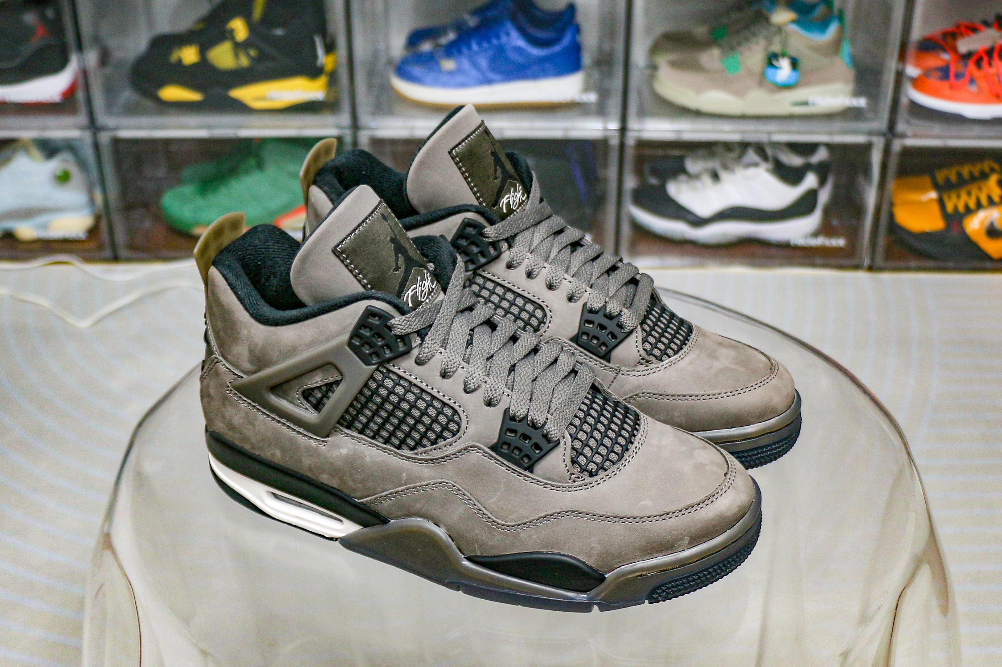 Jordan 4 Retro Cave Stone 2025 (LN5 A1 Batch)