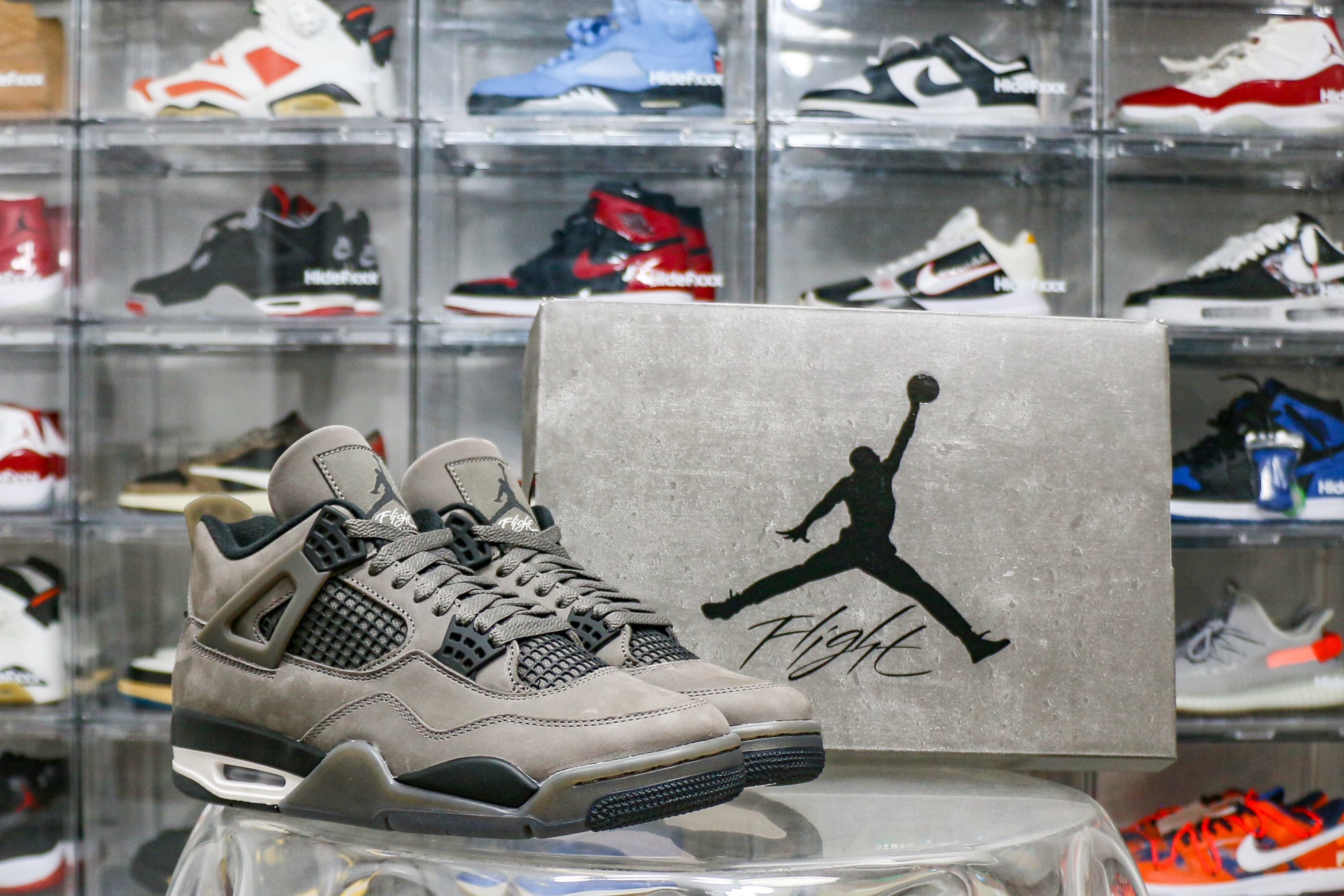 Jordan 4 Retro Cave Stone 2025 (LN5 A1 Batch)