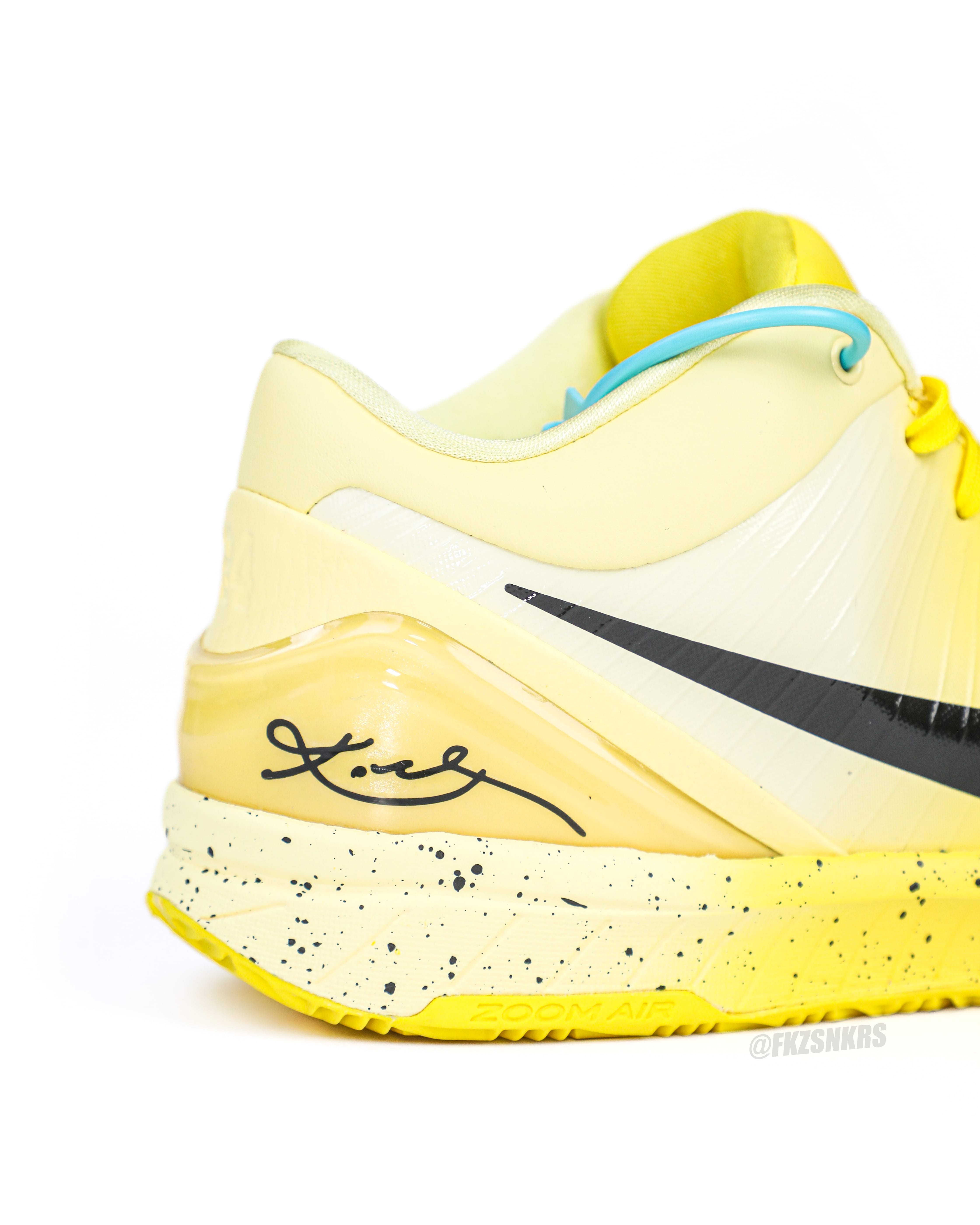 Nike Kobe 4 Protro CHBL